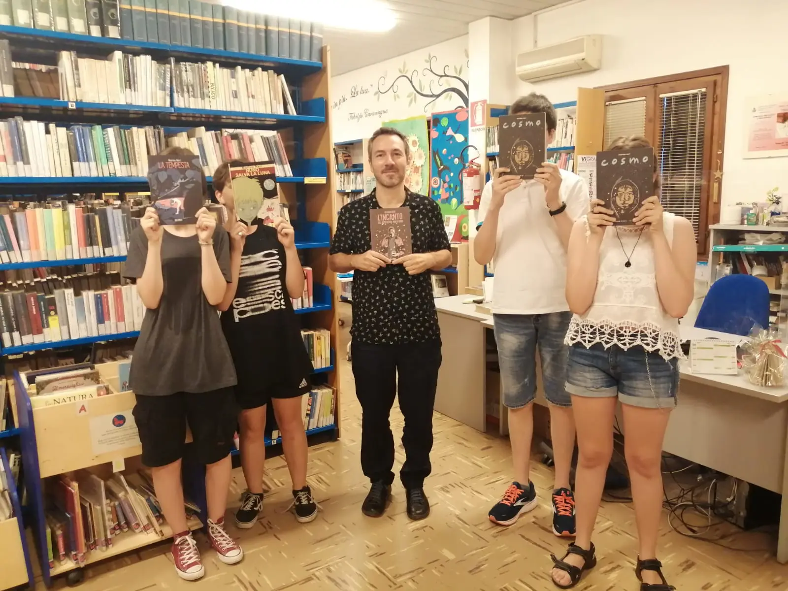 Il gruppo di lettura incontra l'autore Marino Neri